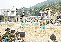     馬防部步二營於日前舉辦沙灘排球比賽，每位弟兄無不賣力為連隊爭取最佳成績。【圖／文：張哲嘉】