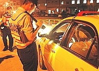 　七、八月南竿地區發生十件交通事故，警察局保安隊加強夜間勸導及執法雙管齊下，以確保交通安全。（圖／文：張登傑）