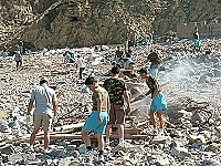     一九四旅於日前熱情響應地方淨灘活動，充分發揮「愛民助民，關懷社區」的優良傳統。【圖／文：呂忠訓】
