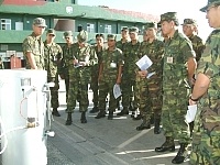     參謀長吳將軍於日前親蒞主持鍋爐操作講習，並要求參與講習人員務必以認真的態度，學習正確的保養要領及操作步驟。【圖／文：蘇晉正】