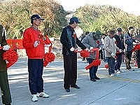 　東莒大坪至頂山道路完成翻修，特別於元旦舉辦通車典禮暨路跑活動。（圖：莒光鄉公所提供）