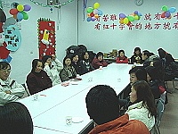 南竿環保義工隊召開會議,討論未來地區環保推動方向,以及新年度推動環保教育宣導新展望。(圖/文:張登傑)