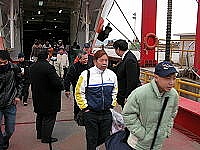 臺馬輪風華再現－旅客下船
