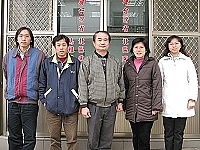 　在馬祖服務長達七年半的北區國稅局馬祖服務處主任吳政憲即將調台，同事都對老長官相當不捨。（圖／文：曹重偉）