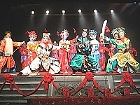 國光劇團公演節目。（陳貴忠議員服務處提供）