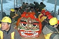 船隊航行途中。（圖／文﹕張登傑攝）