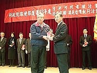 　行政院環保署「清淨家園、漂亮台灣」環境考評，地區再獲肯定。（圖：連江縣環保局提供）