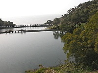 滿水位／圖與文：陳鵬雄