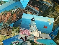 　地區業者引進３Ｄ立體明信片，讓觀光客與收藏家愛不釋手。（圖／文：張登傑）