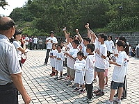 　反毒宣導有獎徵答活動小朋友最捧場。（圖／文：林冰芳）