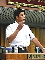 　副議長謝承春進行質詢。（圖／文：曹重偉）