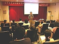 　破解不實廣告，政院公平會來馬宣傳，指導鄉親如何自我保護，免受黑心奸商侵害。（圖／文：曹重偉）