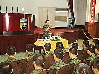 　主任期許大家秉持虛心學習及自我充實的心，讓軍旅生涯成為人生重要的轉捩點。（圖╱文：陳培倫）