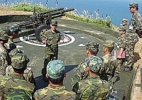 一九四旅日前舉行「軍官團教育」,由旅長親自主持,相關幕僚主管及連隊主官均出席與會。(圖/文:劉駿輝)