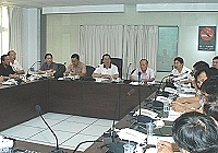 　因應「卡努」颱風侵襲可能帶來災害，連江縣政府昨日下午舉行防颱救災會報。（圖／文：張登傑）