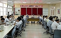　縣長陳雪生主持本屆任期內的最後一次擴大主管會報，期勉所有主管有熱忱才能持之以恆。（圖／文：曹重偉）