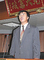 　縣議員劉榮華進行質詢。（圖／文：曹重偉）