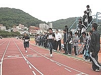馬中四十八週年校慶以體育競賽為主軸,福澳運動場上展現馬中精神。(圖/文:陳鵬雄)