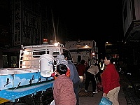 　北竿鄉元旦實施垃圾強制分類，環保人員隨車進行宣導。（圖／文：陳鵬雄）