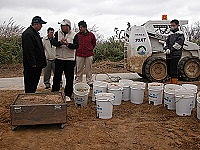 　環保局與北竿鄉公所共同針對廚餘回收後續作業進行了解。（圖／文：陳鵬雄）