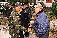 　司令至榮民之家慰問。（圖／文：吳語軒）