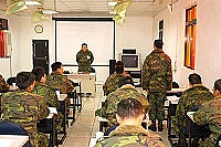 　馬防部政戰主任余將軍主持心輔員研習，針對各單位心輔員所屬特別個案 一一給予指導。（圖／文：吳語軒）