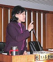 議員李金梅