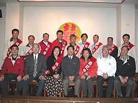 　勞動節將屆，省府秘書長翁明志代表主席顏忠誠來馬為地區模範勞工加油打氣。（圖／文：曹重偉）