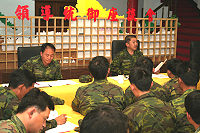 馬防部北高地區指揮部指揮官日前主持該部領導統御座談會,期勉幹部發揮「愛心帶兵」的精神從事管教工作。(圖/文:游象雲)