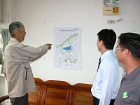 　配合中央興建大型處理中心政策，縣府辦理都市計畫個案地目變更，並舉辦說明會向地主民眾提出說明。（圖／文：曹重偉）