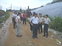 環保署長張國龍走訪各島環保設施,並允諾府會首長所提,全力推動環保業務。(圖:環保局提供)