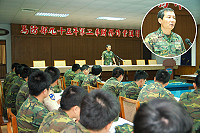 馬祖防衛指揮部指揮官陸中將期勉與會菁英幹部與預財士賡續秉持「崇法務實」、「依法行政」的原則辦事,方能從國防組織內部中銳意革新,而建構一支有為有守的現代化鋼鐵勁旅,增進人民對國軍的信賴與尊重。(圖/文:吳語軒)