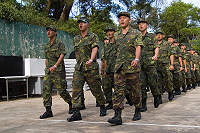 馬防部政戰副主任黃上校親蒞主持部隊軍歌競賽複賽,各部隊官兵在比賽中展現旺盛戰志和嚴整的紀律。(圖/文:吳語軒)