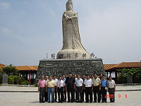 縣長陳雪生至雲林北港朝天宮拜會,洽商籌劃媽祖巨神像建造相關事宜。(圖:連江縣政府提供)