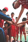 　籃球選手即使面對劣勢，仍然不輕言放棄。（圖／文：陳其敏）