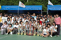 擁抱歡笑淚水　相約九七再見－九五年縣運大會閉幕。（圖與文：陳其敏、陳志銘、曹重偉）