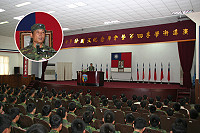 馬祖防衛指揮部舉辦十月份國父紀念月會暨第四季學術講演,指揮官陸中將於會中發表「兩性一生—走出性別藩籬」主題演說。(圖/文:劉家興)
