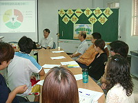 　敬恆國民中小學充實教師九年一貫創意教材進行理論與實務探討。（圖／文：陳樂團）