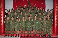 北高指揮部舉辦心輔志工研習座談會,馬防部副主任謝上校(前排右五)親蒞主持,並於會後與心輔志工們合影留念。(圖/文:游象雲)
