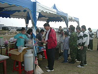 　西莒地區軍民同歡慶元宵，場面熱鬧滾滾。（圖／文：陳樂團）