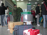 　元宵過後，北竿機場出現難得一見候補次日機位情況。（圖／文：陳鵬雄） 