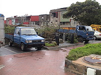 　北竿警察所查扣兩部車牌已註銷之車輛，暫置停車場保管。（圖：北竿警察所提供）