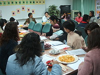 　東莒國小舉行親職座談會，關心孩子的家長們出席踴躍。（圖／文：林冰芳）