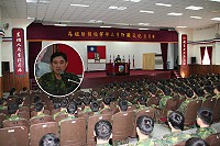 馬防部日前舉行三月份國父紀念月會,指揮官張中將期勉基層幹部唯有善盡職責,多「用心」、多「勤勞」,方能提升領導統御能力與強化部隊管理效能。(圖/文:劉家興)