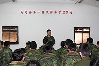 馬防部指揮官張中將期望受訓人員,正視彈藥庫儲安全的重要性,確遵作業守則規定,以達到「彈藥管理零缺失」的指導目標。(圖/文:劉家興)