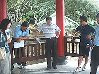 　文化局現地召開大埔石刻管理維護業務協調說明會。（圖／文：林冰芳）