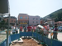 　「寬頻管道及污水下水道建置計畫」研習會，昨天在馬港工地見習，縣府、各鄉公所工務承辦人、營造廠商皆表示收穫良多。（圖／文：邱竟瑋）