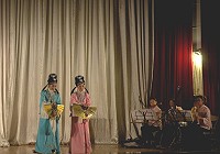　連江縣文化局推出黃梅調「梁祝」，以饗東引軍民。（圖／文：陳其敏）