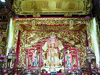 　世界之最－南天宮「金」媽祖。
