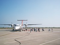　大陸福建省旅遊局一行卅七人昨搭機由馬祖直飛澎湖。（圖／文：邱竟瑋）